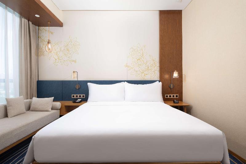 Hilton Garden Inn Zibo Zhangdian image