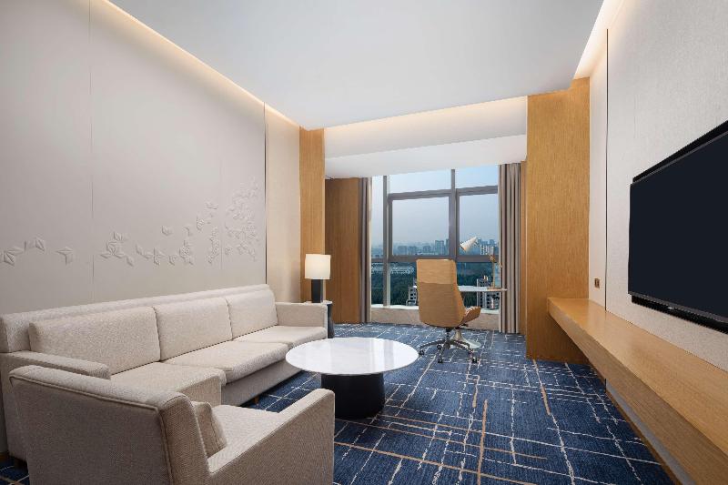 Hilton Garden Inn Zibo Zhangdian image