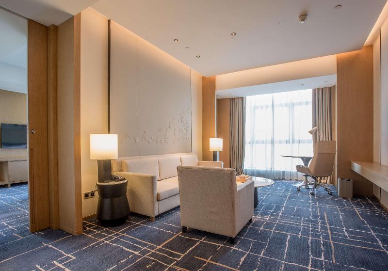 Hilton Garden Inn Zibo Zhangdian image