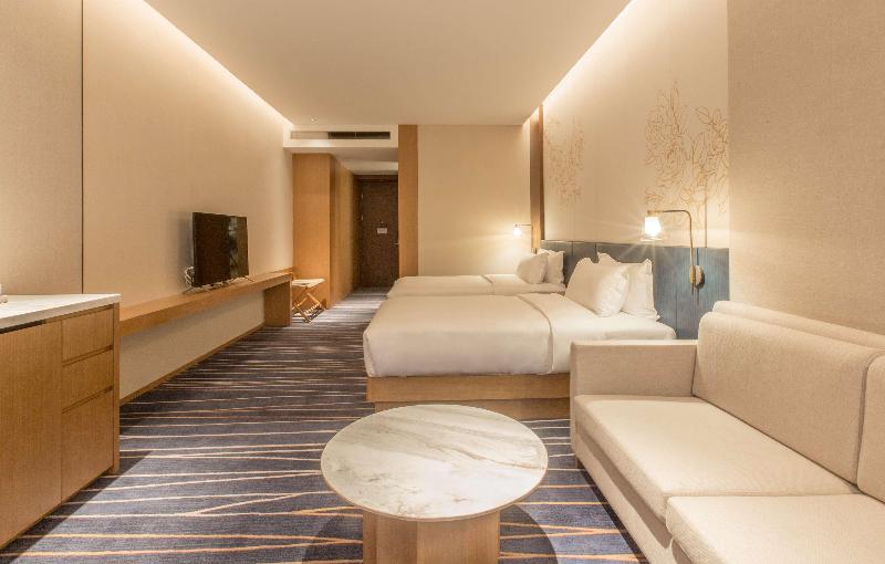 Hilton Garden Inn Zibo Zhangdian image