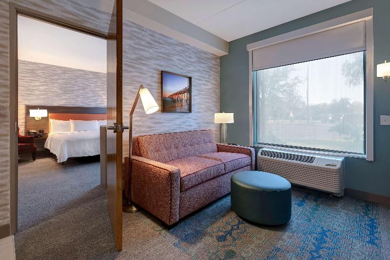 Home2 Suites By Hilton Gulf Breeze Pensacola Area image