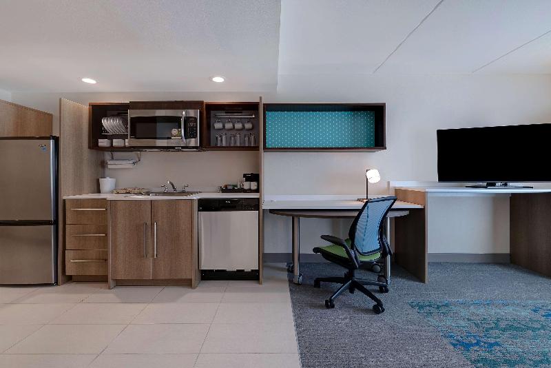Home2 Suites By Hilton Gulf Breeze Pensacola Area image