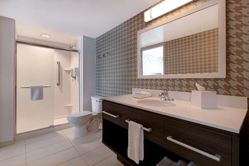 Home2 Suites By Hilton Gulf Breeze Pensacola Area image