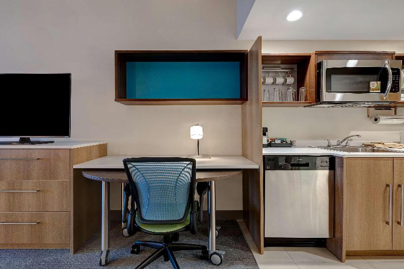 Home2 Suites By Hilton Gulf Breeze Pensacola Area image