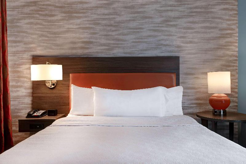 Home2 Suites By Hilton Gulf Breeze Pensacola Area image