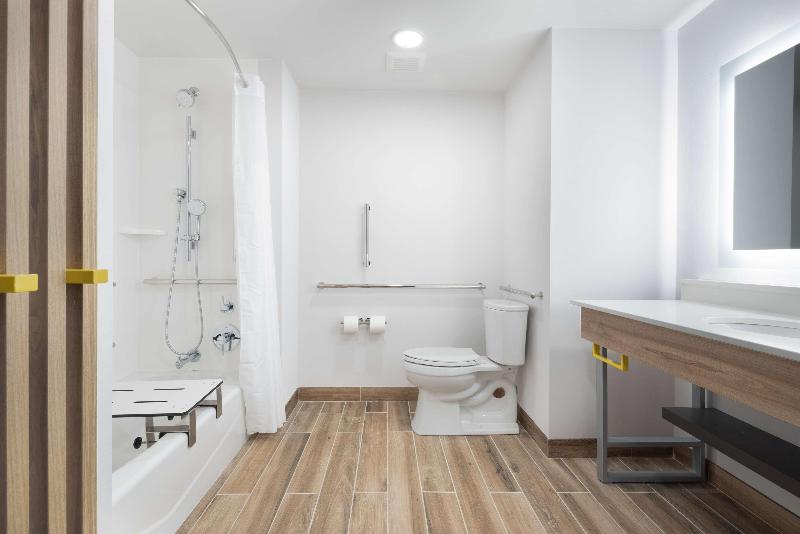 Hampton Inn By Hilton Verona At Turning Stone image