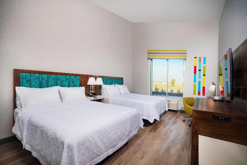 Hampton Inn Riverside March Air Force Base image