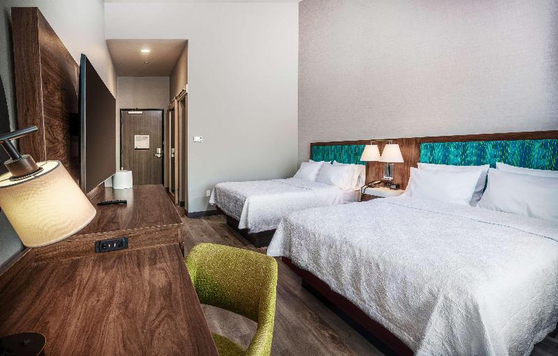 Hampton Inn Riverside March Air Force Base image