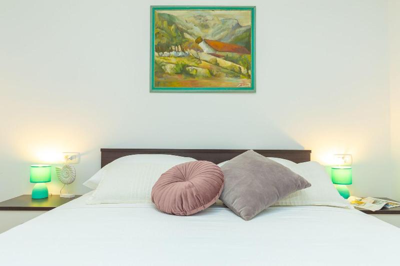 Apartment Colette image