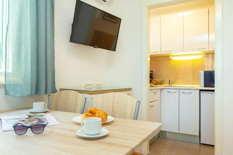 Apartment Colette image