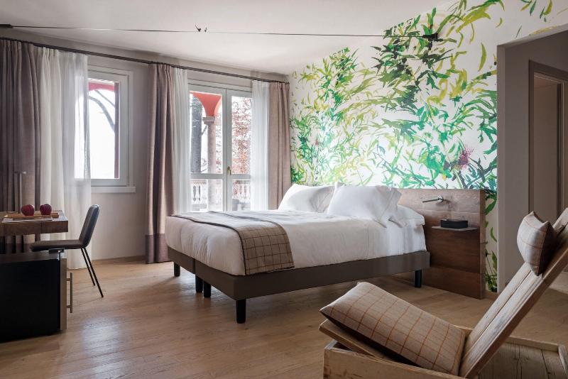 Qc Room San Pellegrino image