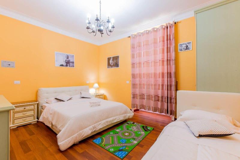 Flower Guesthouse image