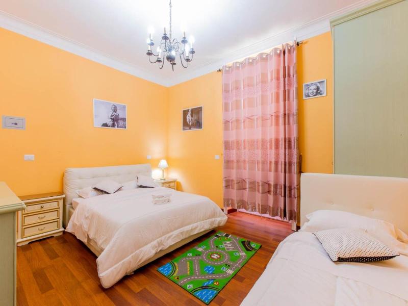 Flower Guesthouse image