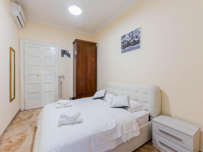 Flower Guesthouse image