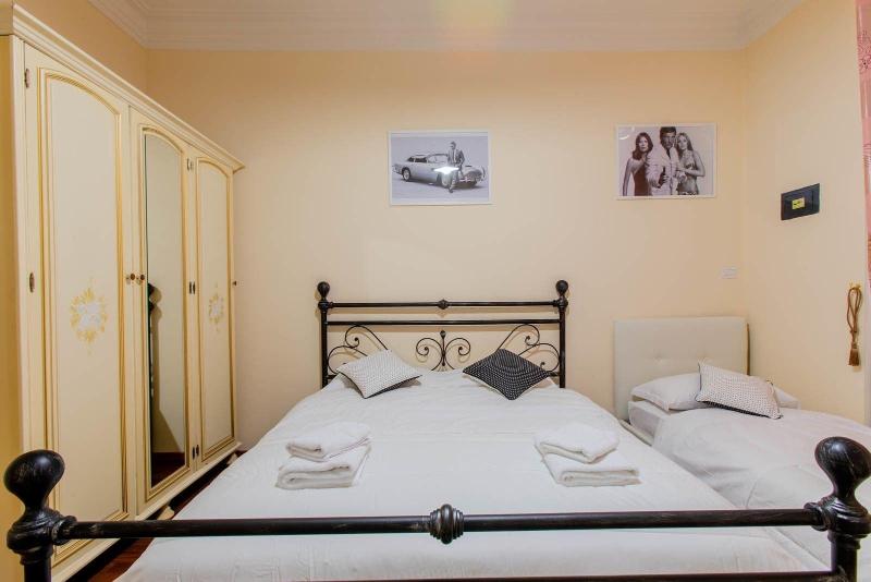 Flower Guesthouse image
