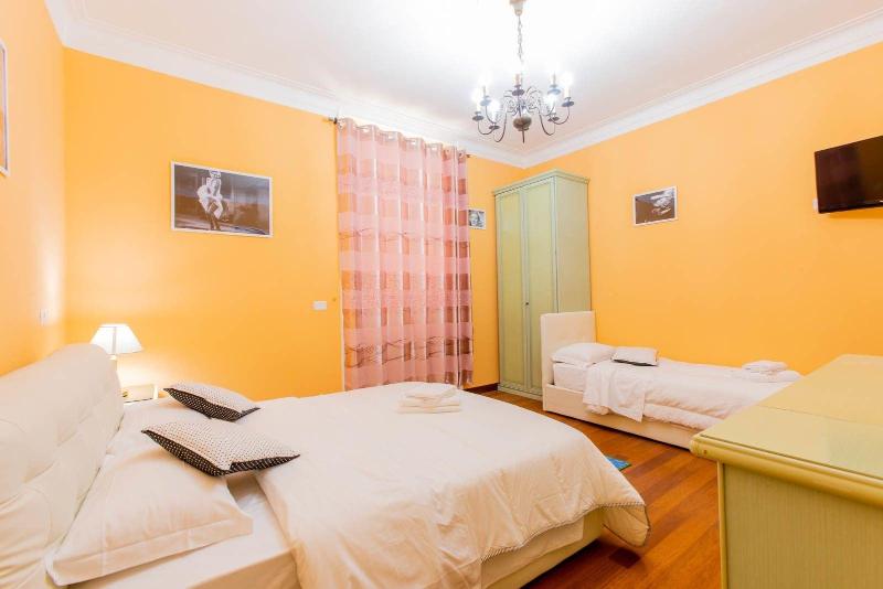 Flower Guesthouse image