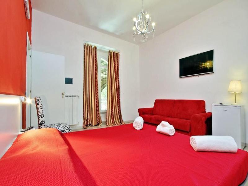 Lucky Holiday Rooms image