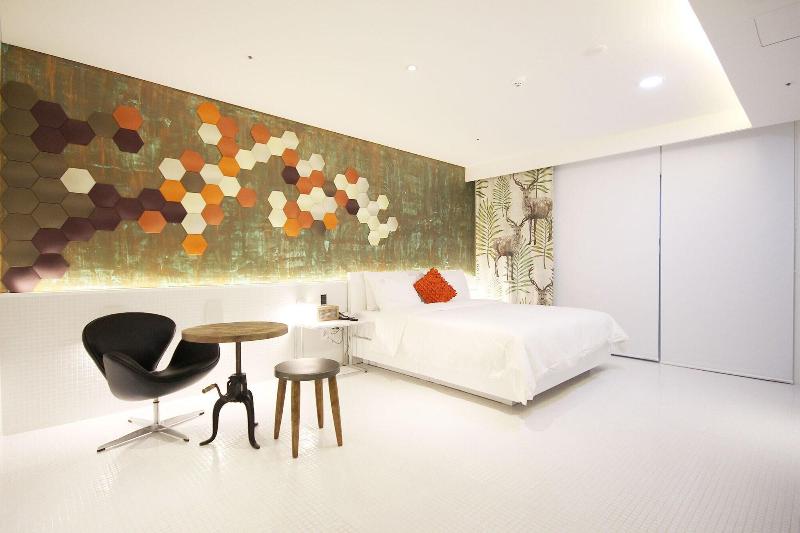Pandora Hotel image