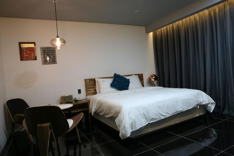Pandora Hotel image