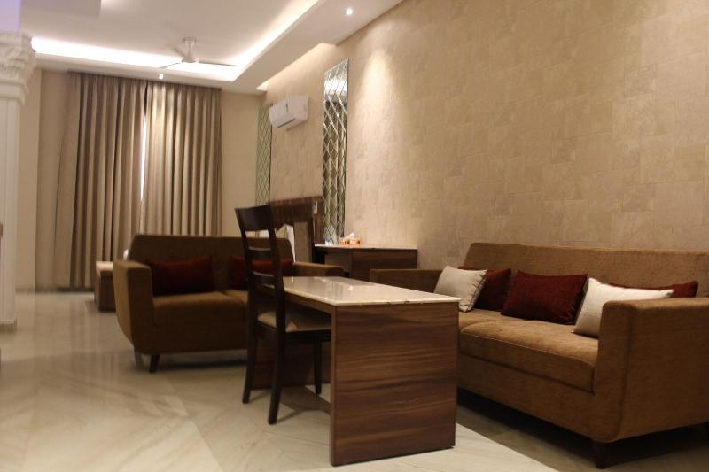 Royal Residence Iffco Chowk image