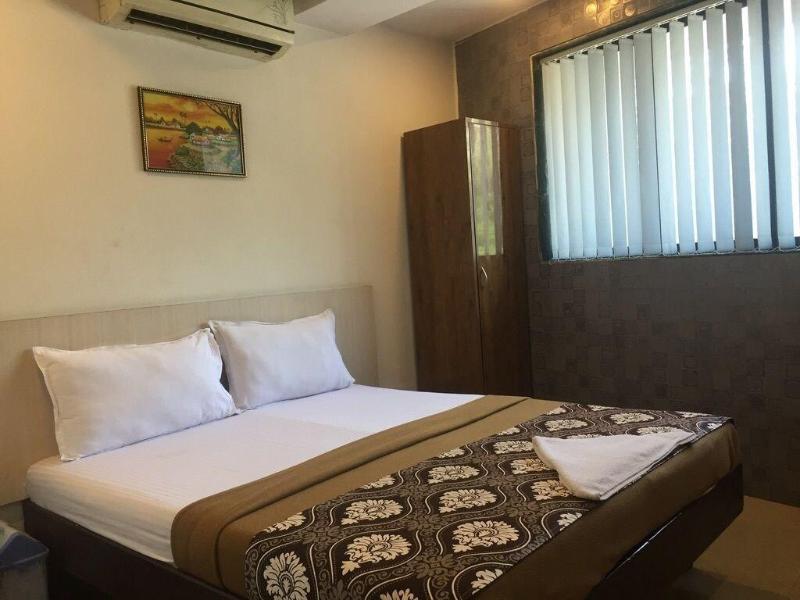 Port Hotel — main photo