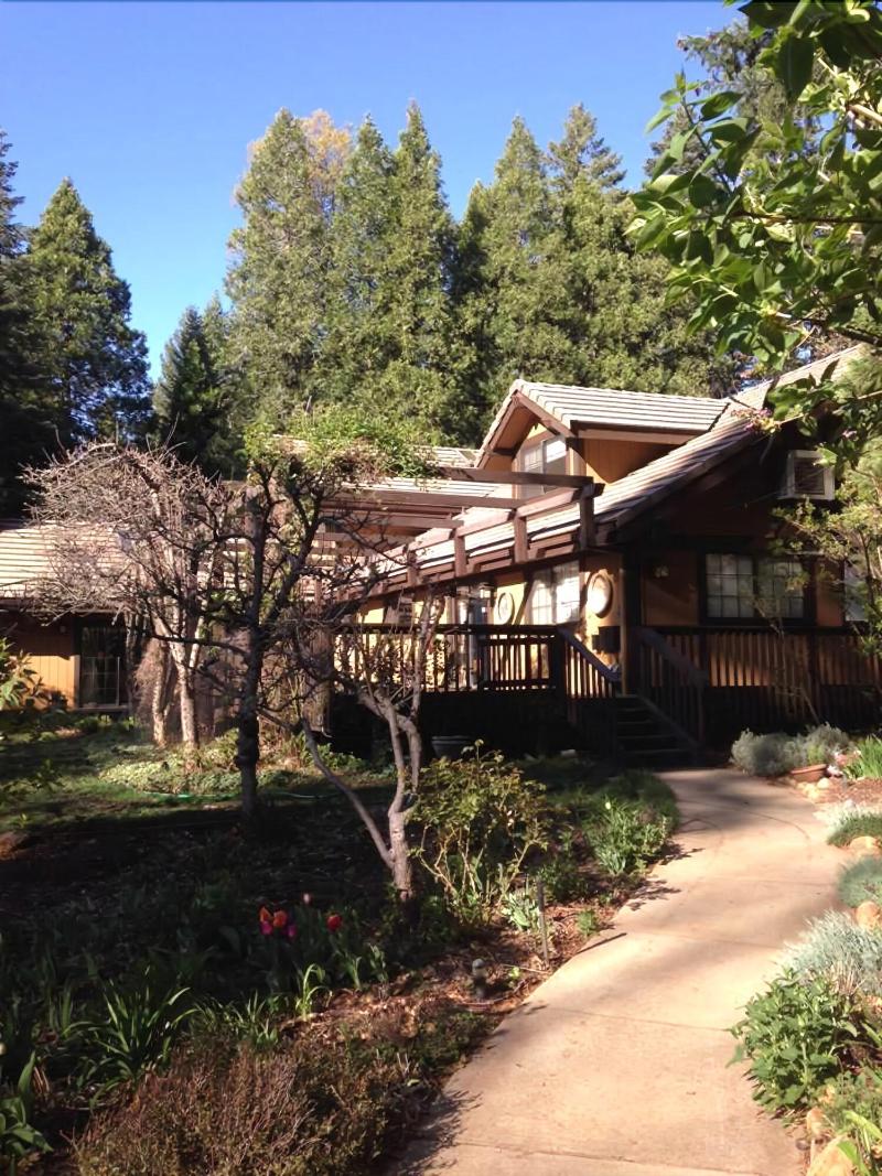 Harmony Ridge Lodge image