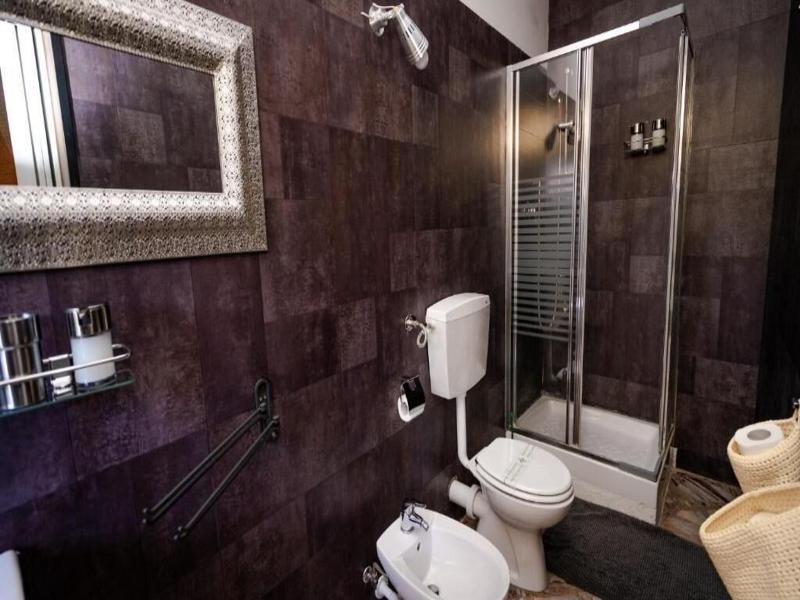 Cconforthotels Semplici Emozioni image