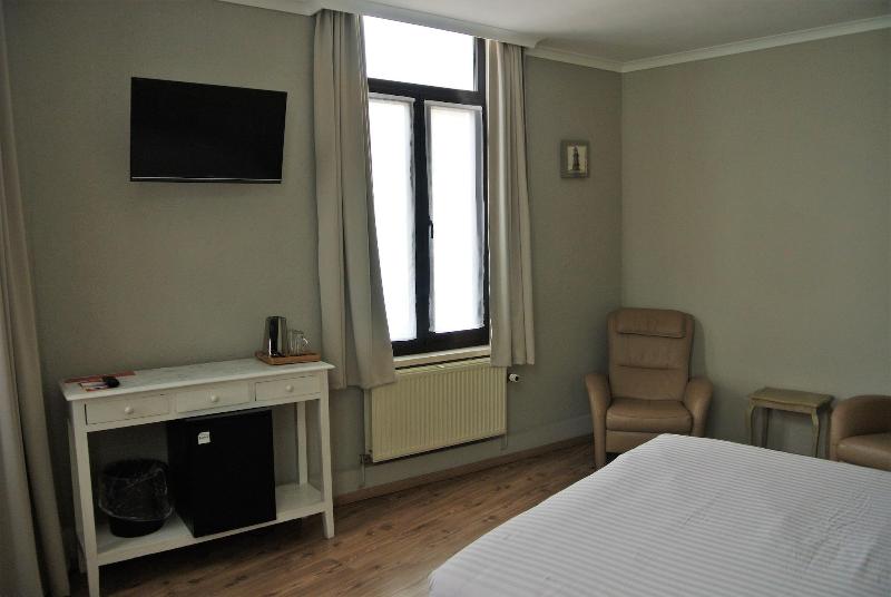 Hotel Tropicana image