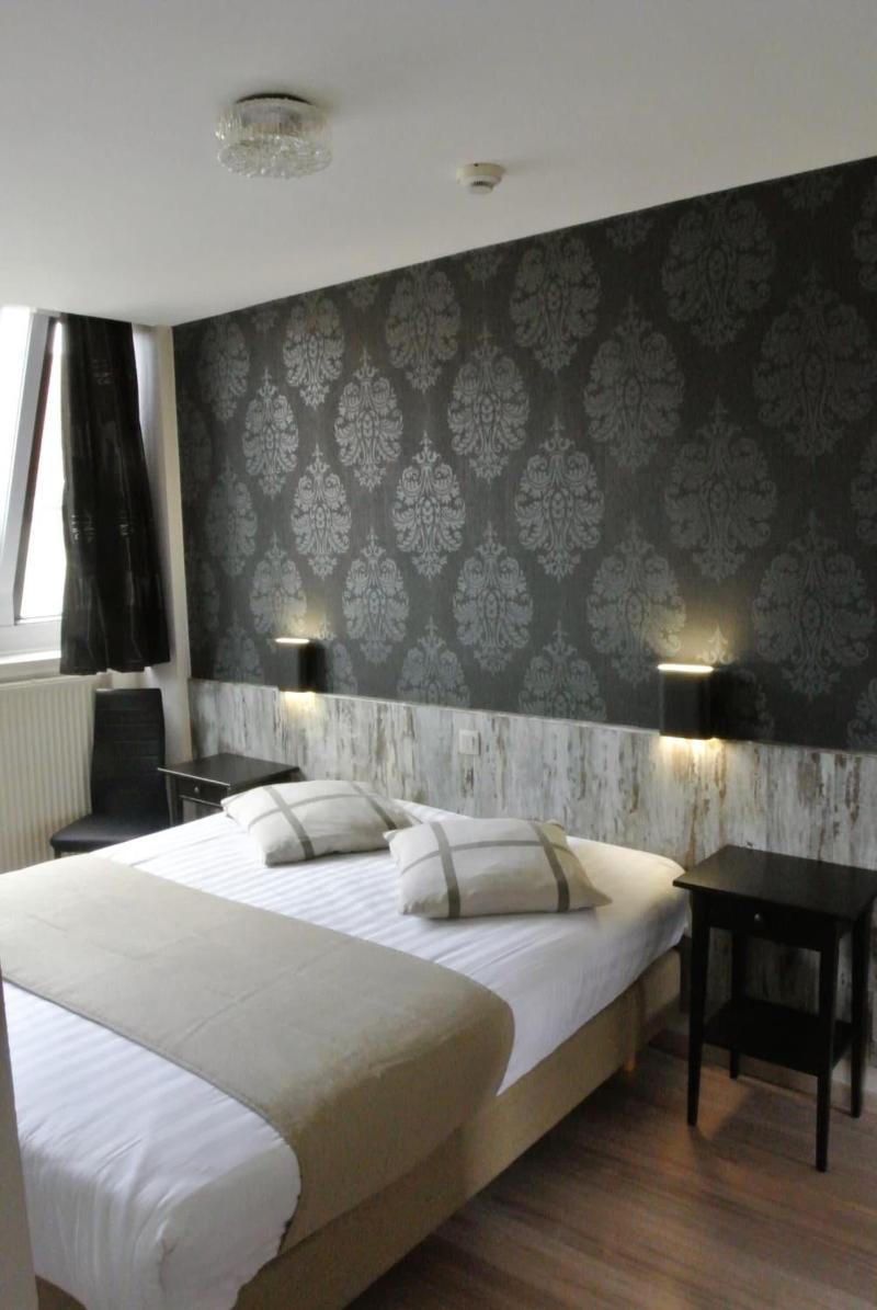 Hotel Tropicana image