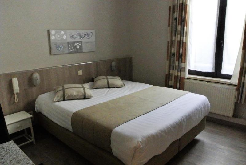 Hotel Tropicana image