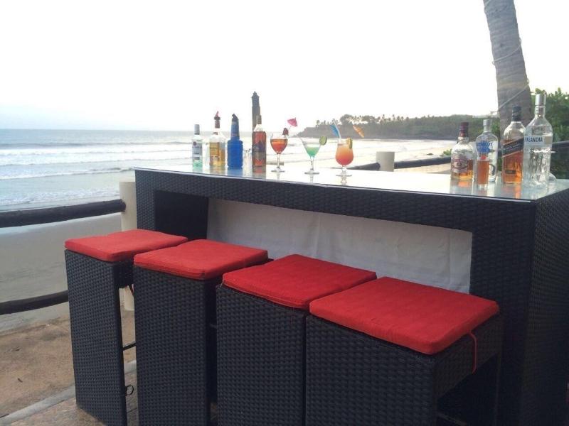Vista Las Olas Surf Resort image