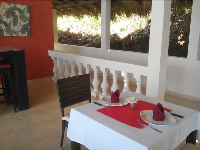 Vista Las Olas Surf Resort image