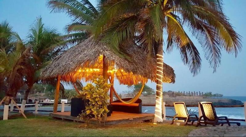 Vista Las Olas Surf Resort image