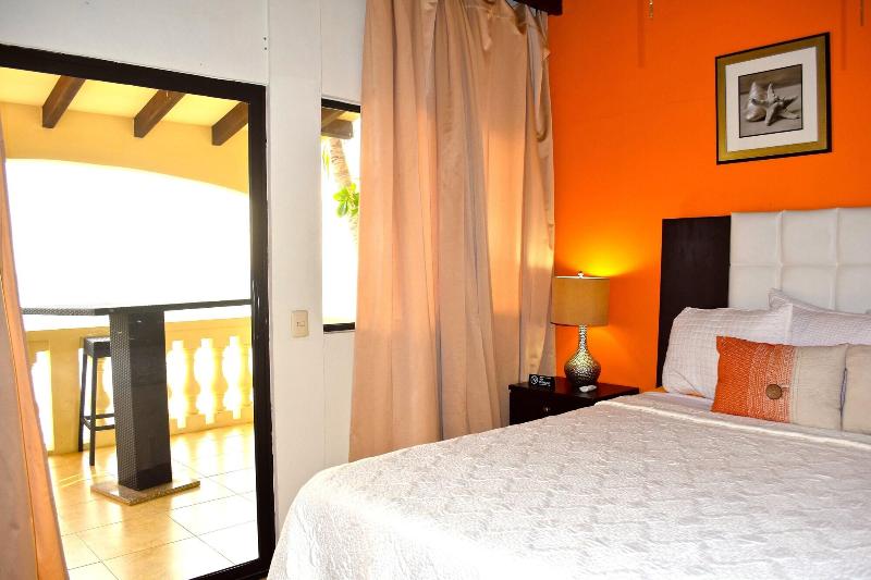 Vista Las Olas Surf Resort image