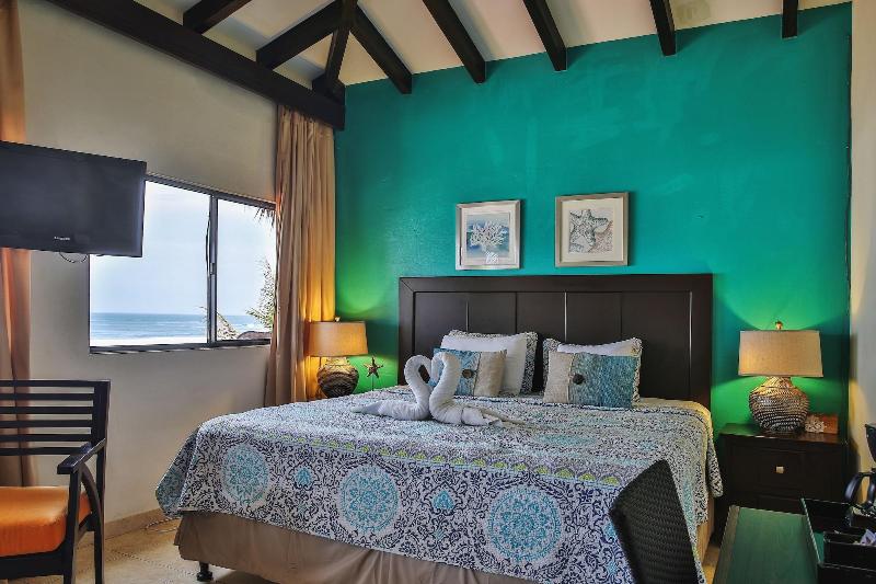 Vista Las Olas Surf Resort image