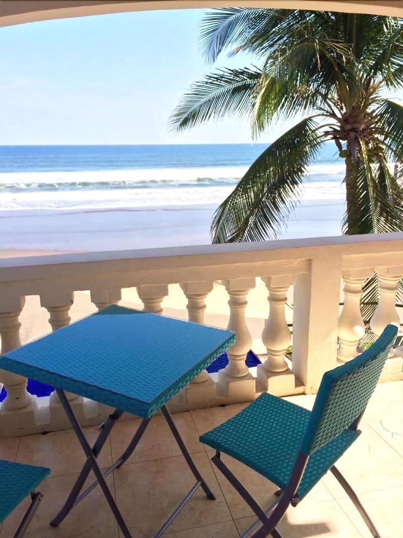 Vista Las Olas Surf Resort image