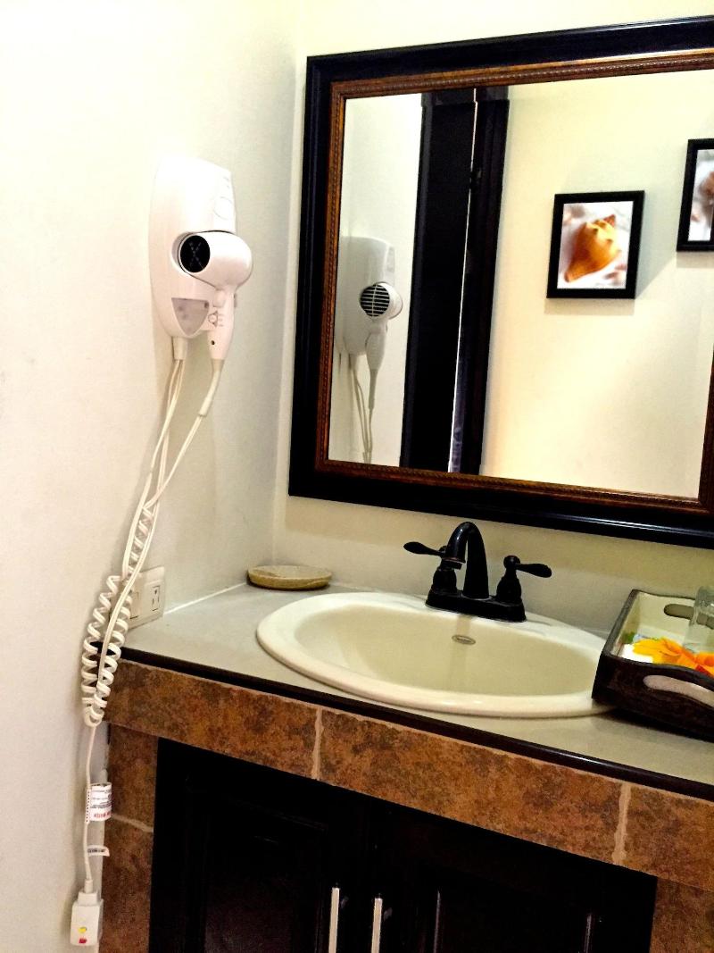 Vista Las Olas Surf Resort image