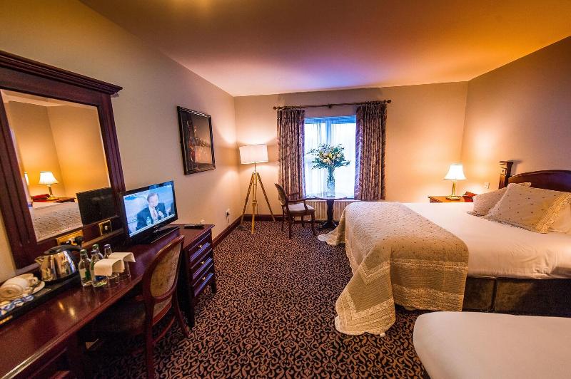 The Devon Inn Hotel image