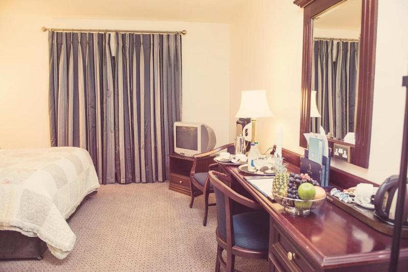 The Devon Inn Hotel image