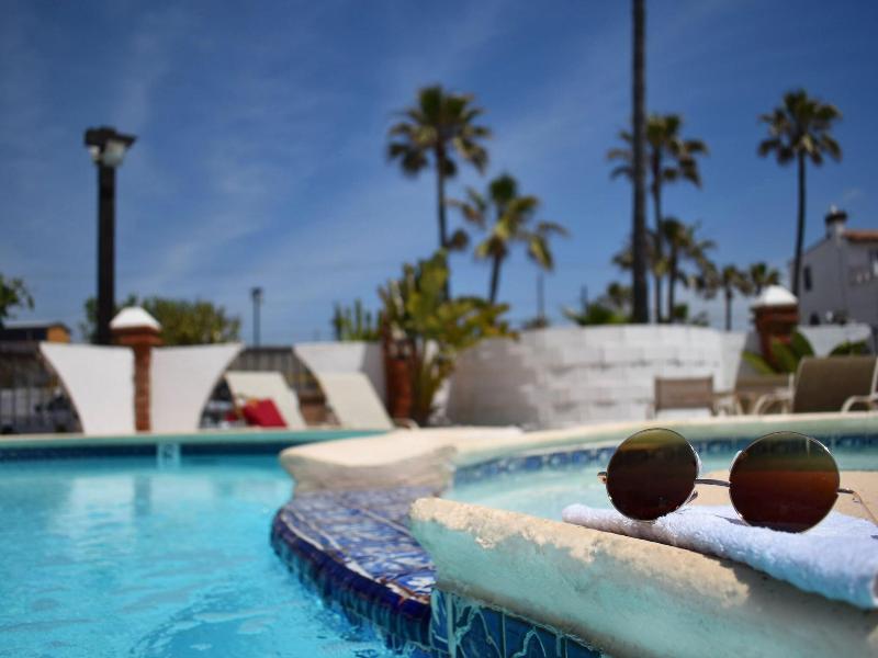 Hotel Castillos Del Mar image