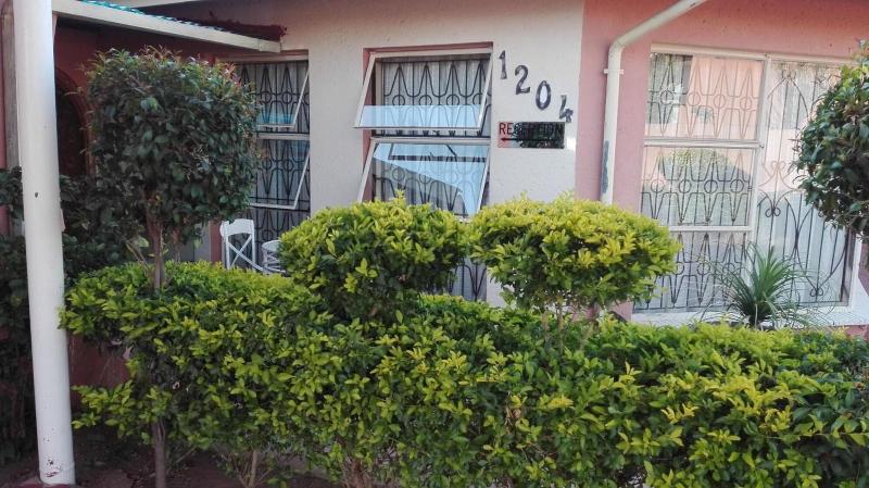 Joezebel Guest House — general view