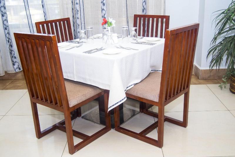 Flomi Hotel image