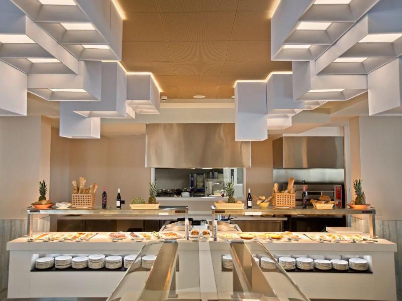 Four Points by Sheraton Costa Blanca Villas image
