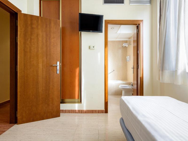 Hotel Don Fidel image