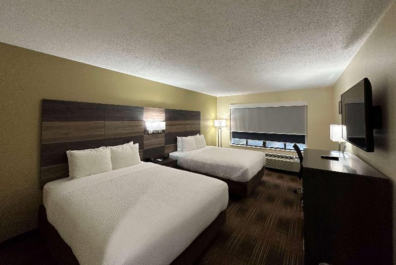AmericInn by Wyndham Fort Atkinson image