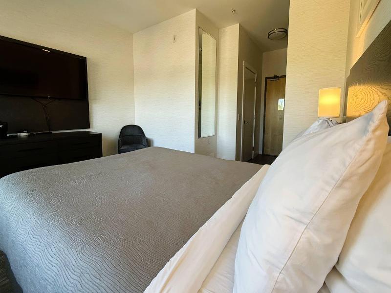Quality Inn Nanaimo image