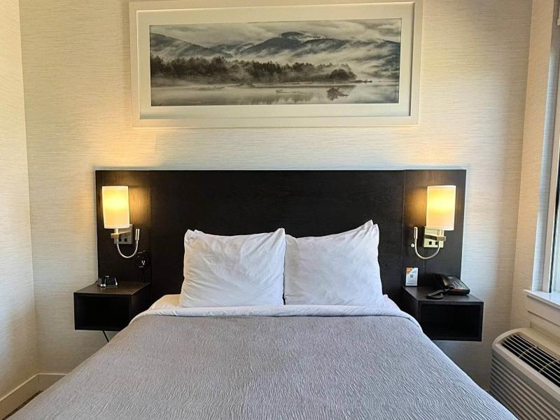 Quality Inn Nanaimo image