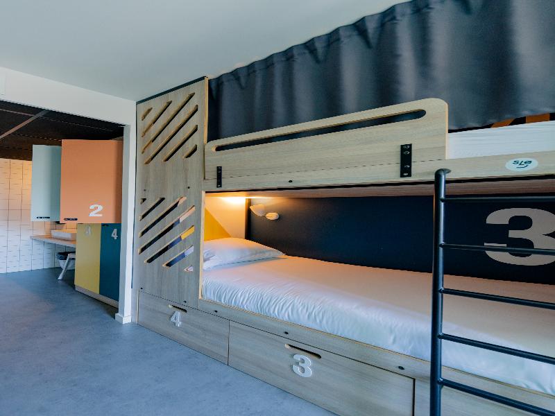 Slo Hostel image