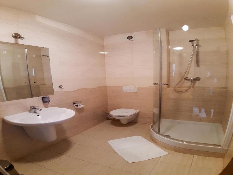 Hotel Auto Jas image