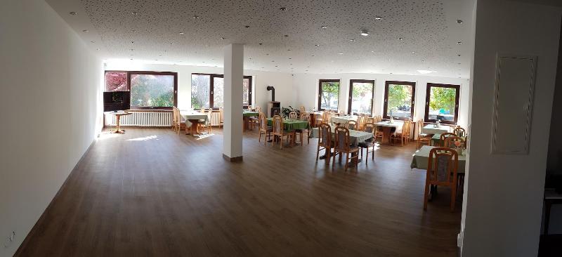 Eventhof Platzhirsch image